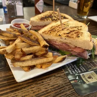 Prosciutto Sandwich