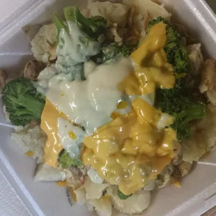 Stuffed Potatoe Broccoli Cheese &amp; Chicken. Omg! Goes hard in the paint!!! Delicious!