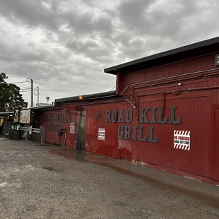 Side the line is on the right