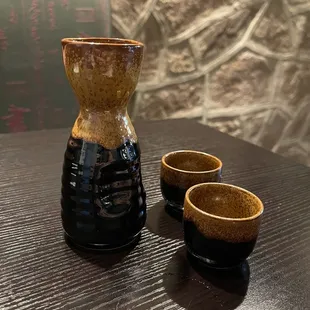 Complimentary saké