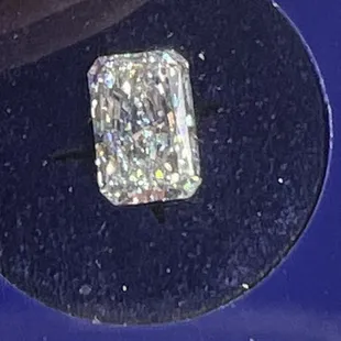 Radiant cut Diamond excellent cut, vvs2