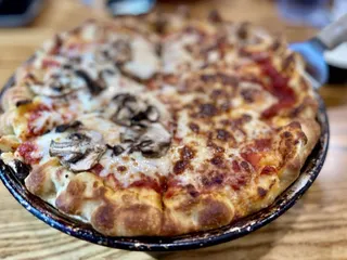 Louie's Grill and Bar