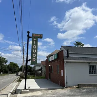 the outside of the restaurant