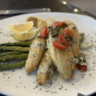 Lake perch.... Very good!  Comes with red skin mashed potatoes... but I had them on the side.