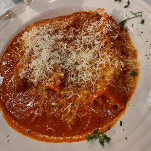 Mannicotti ala Romana - so rich and creamy. So good!