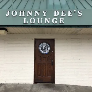 the entrance to johnny dee&apos;s lounge