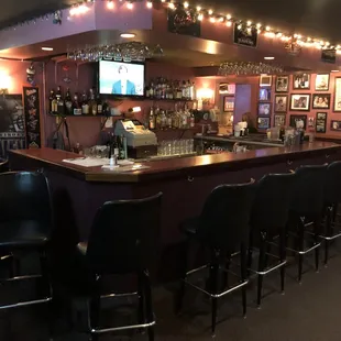 sushi and sashimi, interior