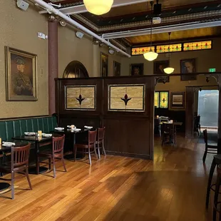 Interior of Johnny Foley's Irish House in San Francisco.