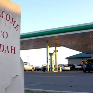 a welcome to judah sign