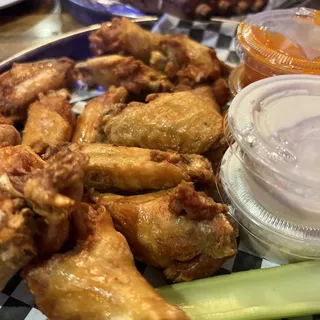 Jumbo Wings 2 lbs. (14 Wings)