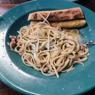 Linguini with Clams