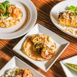 POV:  You come to have dinner at Johnny Pistolas.