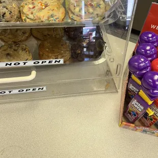 chocolate peanut butter wins!