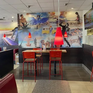 the interior of a fast food restaurant