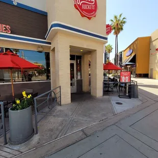 the entrance to the restaurant