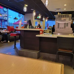 sushi and sashimi, interior