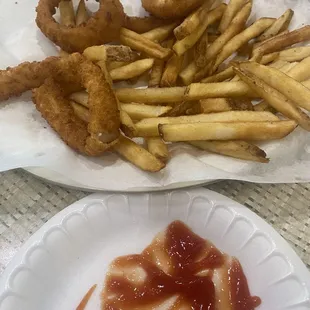 Half fries / half onion rings (sorry, I snapped the pic after already taking bites! The portion was bigger than pictured.)