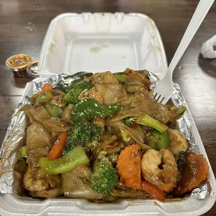 Spicy Shrimp Dunkin Noodles