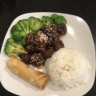 Same, sesame Beef lunch portion. Fabulous.
