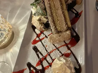 Gunselman’s Steakhouse & Bar