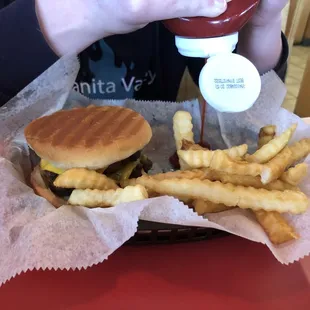 Cheeseburger and fries
