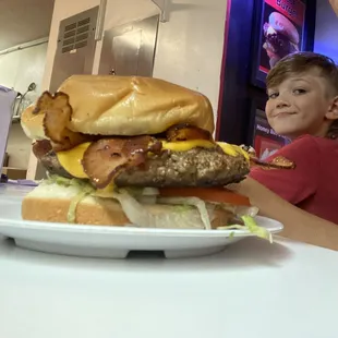 Cheeseburger with bacon