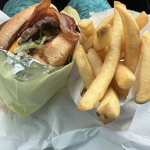 Chili cheese bacon burger with fries
