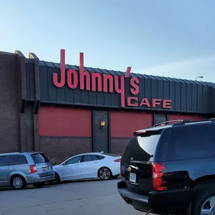 This place has the best steaks in city of Omaha