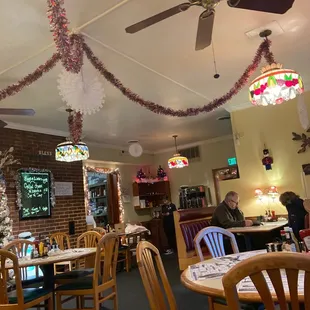 The back dining room of Johnny's