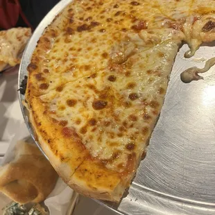 Cheese pizza