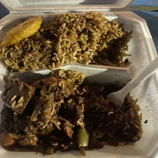 Chicken with Fried Plantains very good