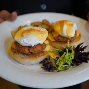 Johnny's On The Lake Bar & Grill