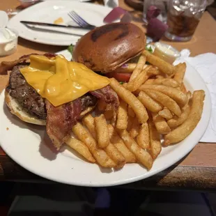 Bacon Cheeseburger