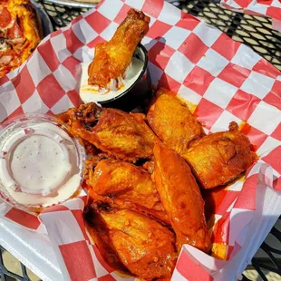 HOT Buffalo Wings