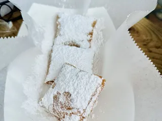 Burgers Beignets And More