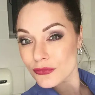 Amber R.