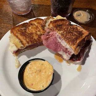 Reuben sandwich