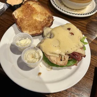 Club sandwich grilled