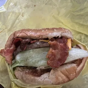 Bacon &amp; Avocado Burger