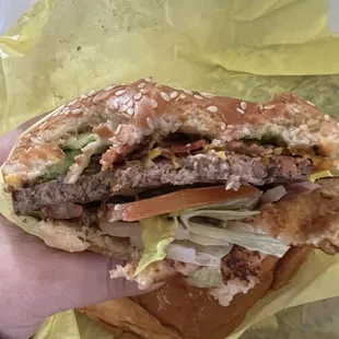 Bacon &amp; Avocado Burger