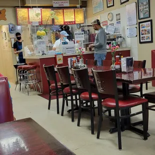 Order cashier and menu.