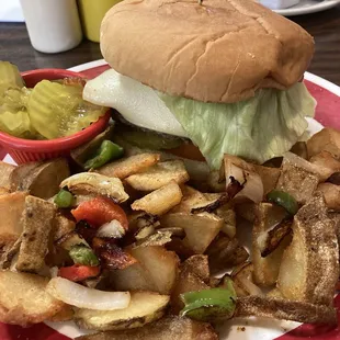 Jalapeño Burger with home fries.
