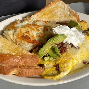 Omelette with hash browns