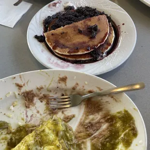 Chile verde omelette with boysenberry pancake