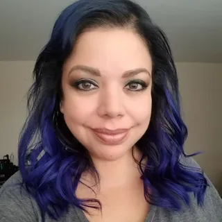 Felicia R.