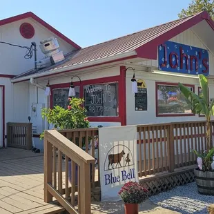 Restaurant front