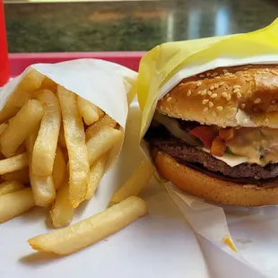 Guacamole Bacon Burger Combo