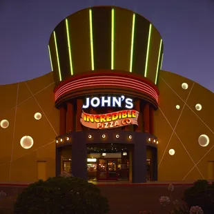 John&apos;s Incredible Pizza Company in Bakersfield, CA