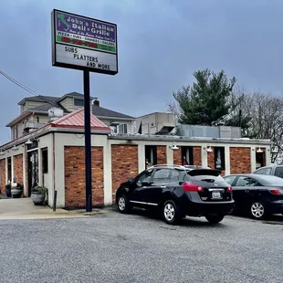 John's Italian Deli