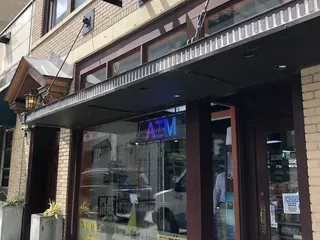 Second Street Shoppers